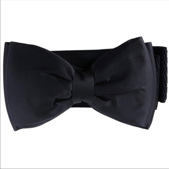 NWT Women’s Elastic Bow 🎀 Belts 2 colors left - Picture 2 of 6